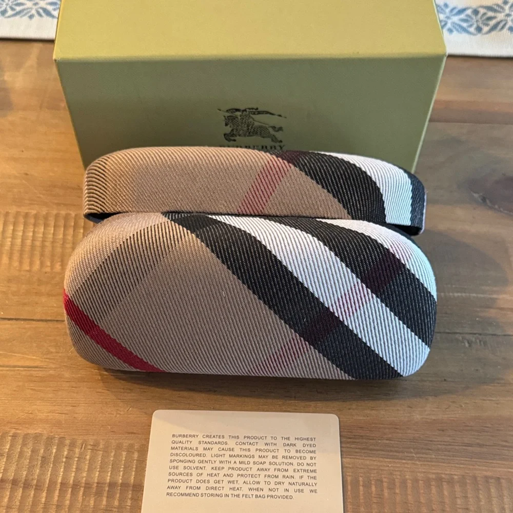 Fashion Plaid Glasses Case - Black, White, Pink